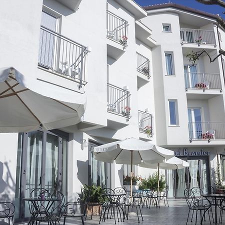 Hotel Beatrice Sirolo Exterior foto